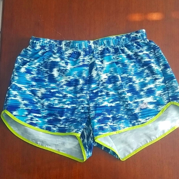 New Balance Running Shorts - Picture 1 of 3